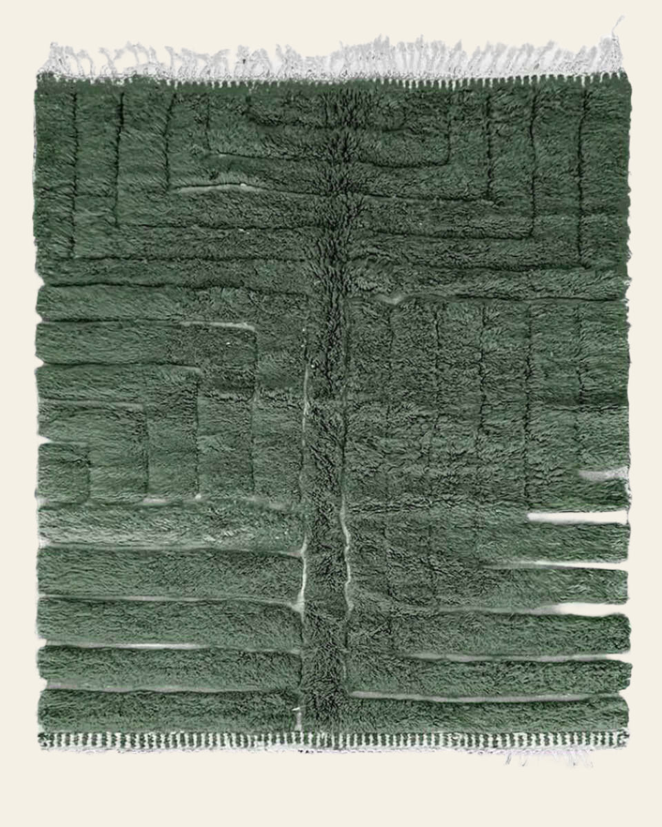 VerdeBer green Berber wool rug with hand-knotted tribal pattern, ethically made in Morocco