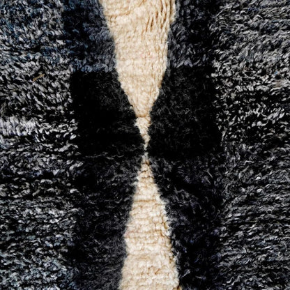 Moroccan Wool Rug - Black & Cream Diamond