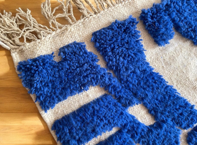 Moroccan Wool Rug - Cream & Blue Swirl