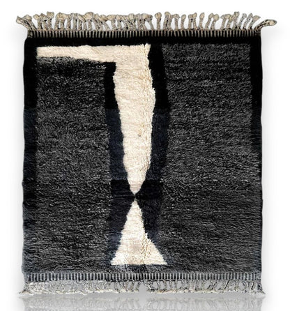 Moroccan Wool Rug - Black & Cream Diamond