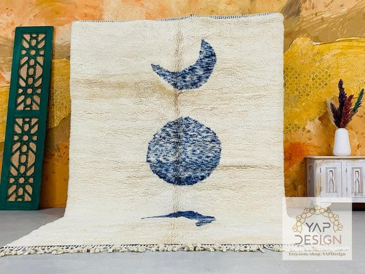 Vintage Moroccan Wool Rug 7x10 Feet with Moon Pattern - LuxVibez