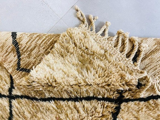 Authentic Berber Vintage 7x9 Moroccan Mrirt Rug - LuxVibez